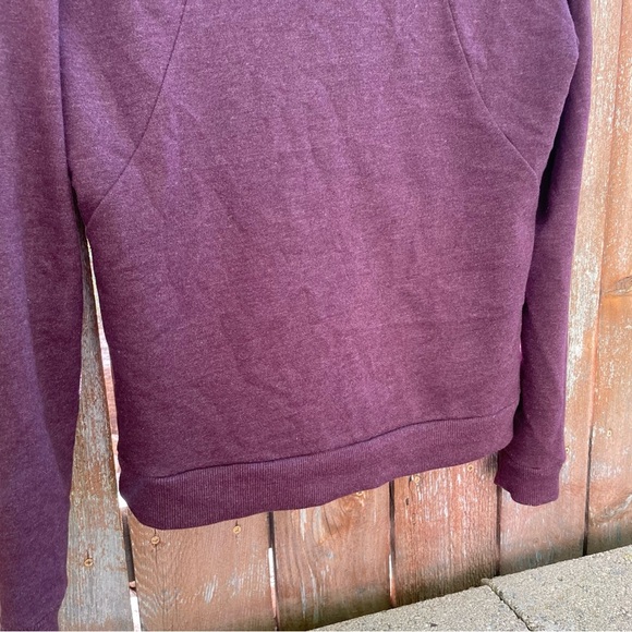 CONVERSE Women’s Purple Soft Cowl Neck Sweatshirt Size Large - Picture 9 of 9